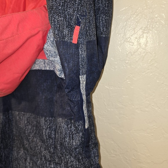 Roxy Jacket Womens Medium Blue Pink Stripe DryFlight 10K Snow Ski Coat Hood $200 - Picture 14 of 16